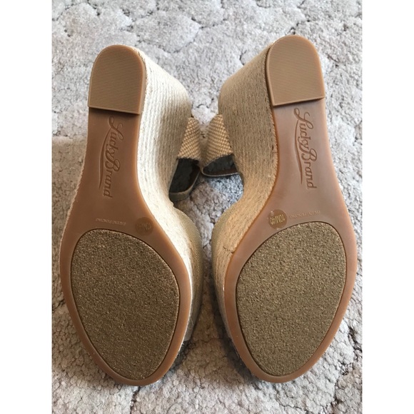 Lucky brand wedges - Picture 2 of 5
